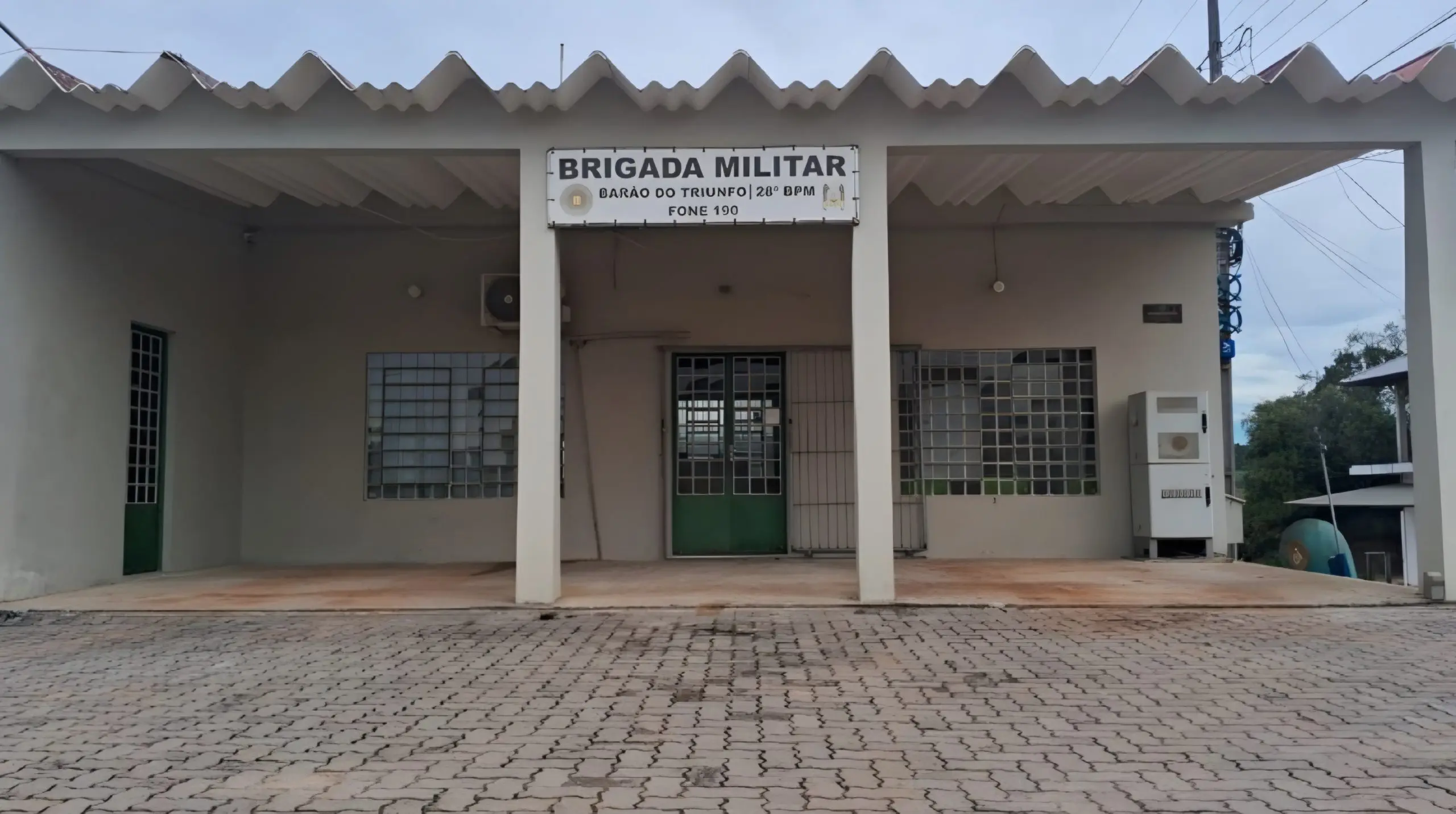 Homem tira a vida de companheira com golpe “mata-leão” e enterra corpo em cova no RS