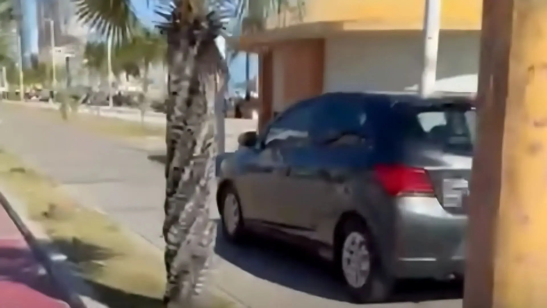 “Quem filmou devia ter me avisado”, afirma turista que dirigiu em pleno calçadão de Fortaleza