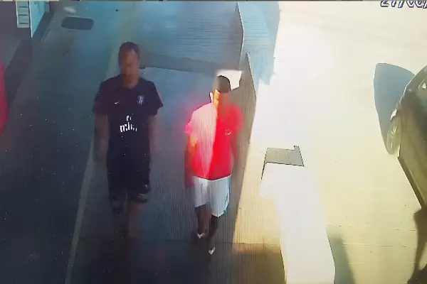 Homens fazem noite do terror, atacam pessoas em situação de vulnerabilidade e matam dois (Foto: Reprodução Câmera de Segurança)