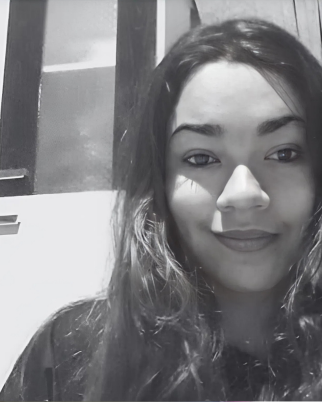 Veja quem era a adolescente encontrada morta com facadas no pescoço