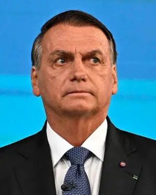 Bolsonaro pede o fim da prisão domiciliar no STF