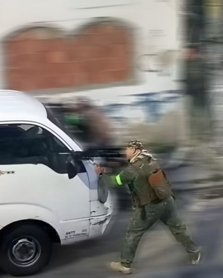 Facção tenta invadir morro que era dominado por ‘Diaba Loira’ (Foto: Reprodução/Redes sociais)