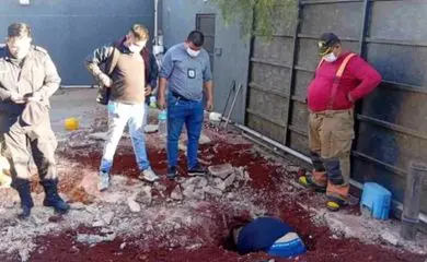 Desaparecido há três meses, homem é encontrado enterrado em tambor no quintal