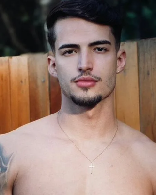Influenciador Ryan Silveira sobrevive, mas amigo morre em piscina de hotel de luxo; entenda o acidente