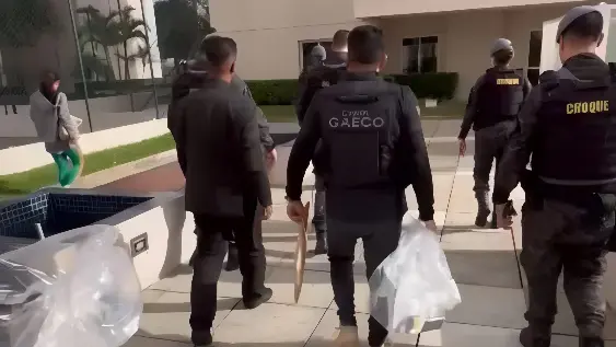 PCC usava 700 empresas de fachada para lavar dinheiro na Faria Lima