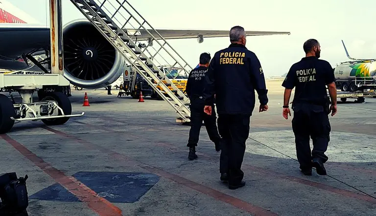 Polícia Federal realiza apreensões e prisões por tráfico de drogas no Aeroporto de Guarulhos