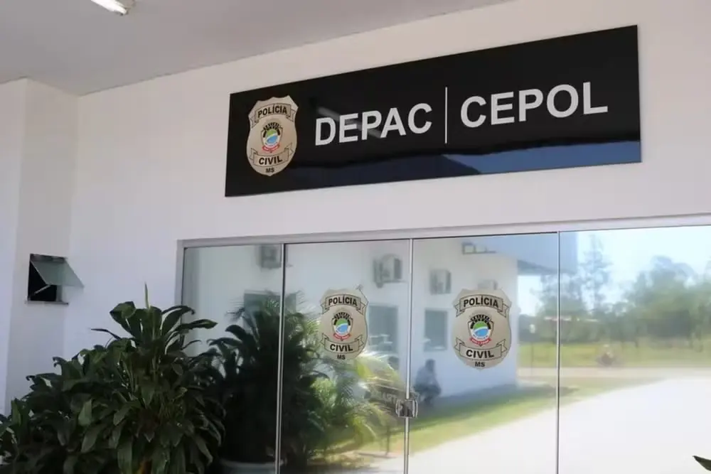 Mulher descobre traição e tenta matar amante do marido