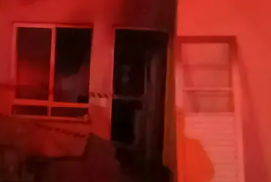 Casa do garoto ficou destruída após incêndio
