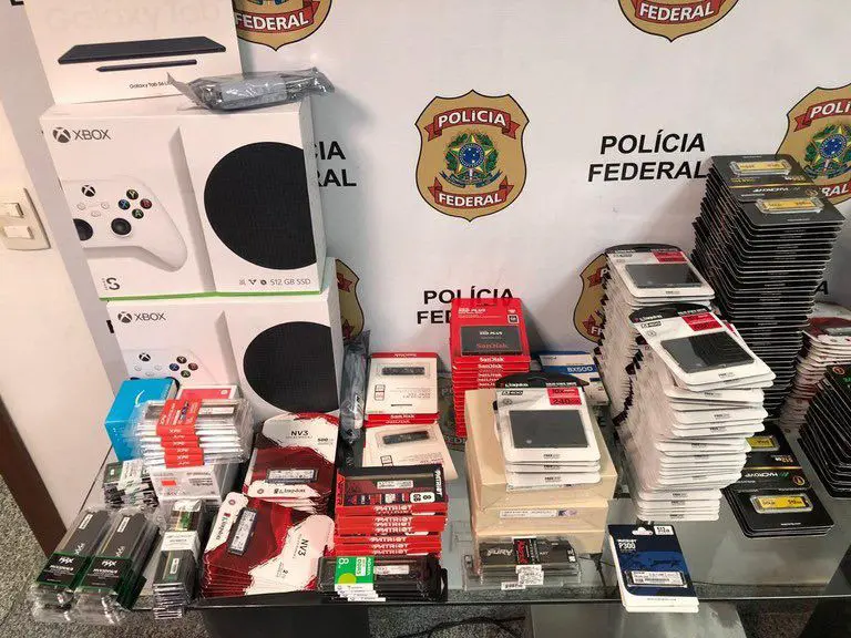 Homem é preso no RJ com R$50 mil em produtos eletrônicos