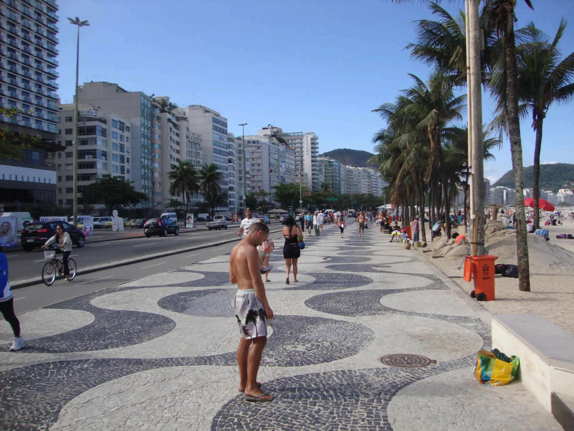 Praias lotadas e arrastões marcam fim de semana no Rio de Janeiro