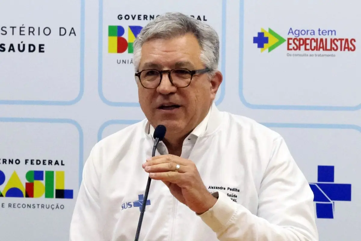 EUA vetam família de Alexandre Padilha e governo brasileiro pressiona por novo visto