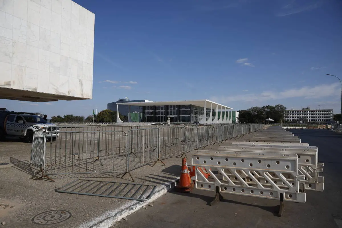 STF monta esquema de segurança reforçado para julgamento de Bolsonaro; veja detalhes
