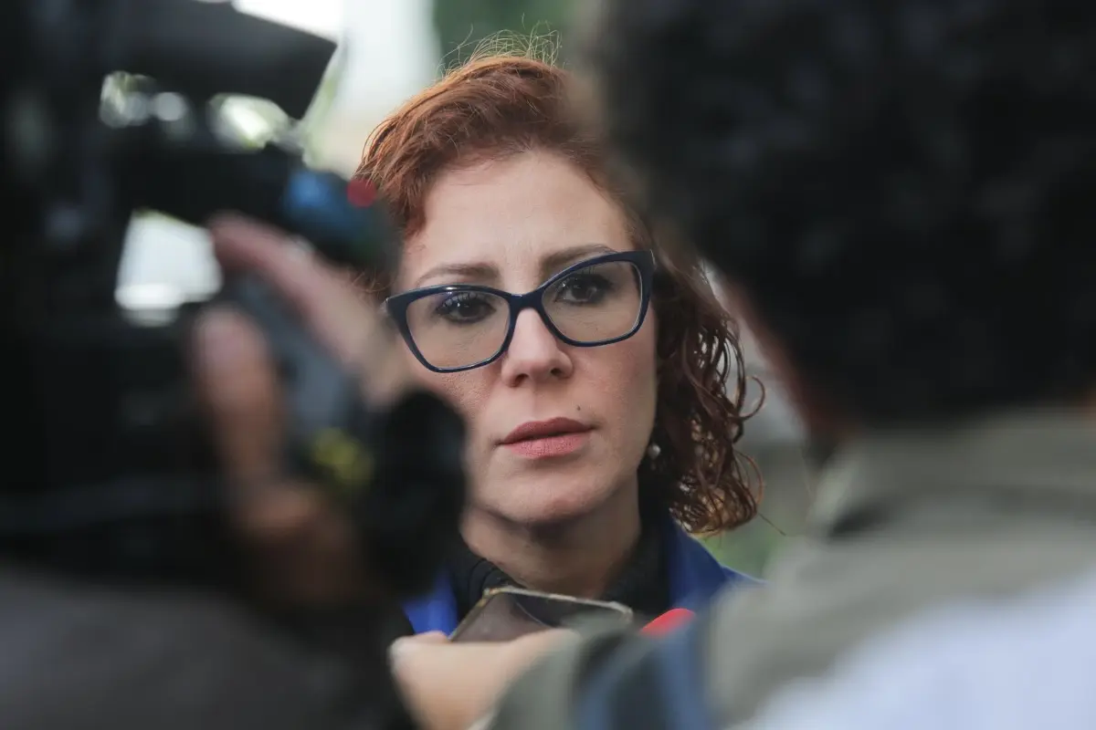Governo paga R$ 200 mil a escritório italiano para extraditar Carla Zambelli