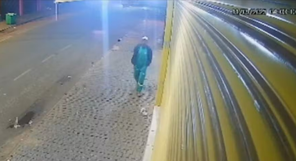 Serial killer foi flagrado por câmeras de segurança