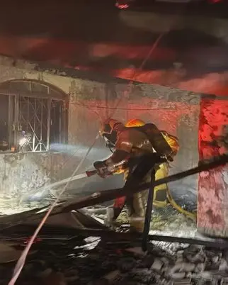 Incêndio em casa de recuperação de dependentes químicos no Paranoá. — Foto: CBMDF/Divulgação
