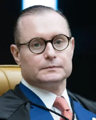 Zanin afirma que não houve cerceamento do direito de defesa no julgamento de Bolsonaro