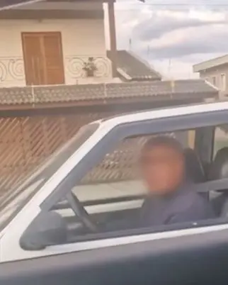 Motorista ofende mulher no trânsito e dispara 