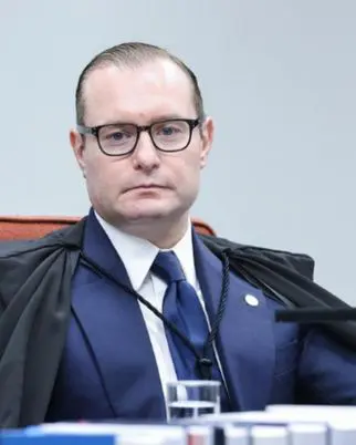 Zanin acompanha a maioria e vota pela condenação de Bolsonaro e outros sete réus em trama golpista