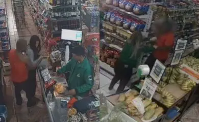 Haitiano tenta abusar de mulher e é expulso com barra de ferro por comerciante