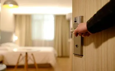 Mudanças nas regras de hospedagem: entenda como vai funcionar