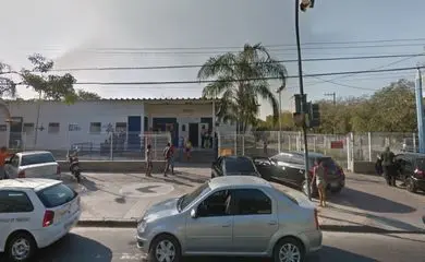 Bandidos armados invadem UPA e sequestram pacientes; vídeo