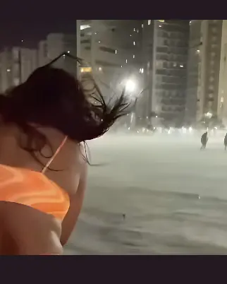 Forte ventania atingiu a Praia de São Vicente (SP) 