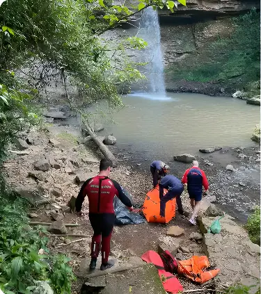 Identificado jovem que morreu ao cair de cachoeira tentando tirar selfie no RS (Foto: Corpo de Bombeiros RS)