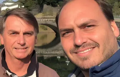 Bolsonaro e Carlos (Foto: Reprodução/Redes Sociais)