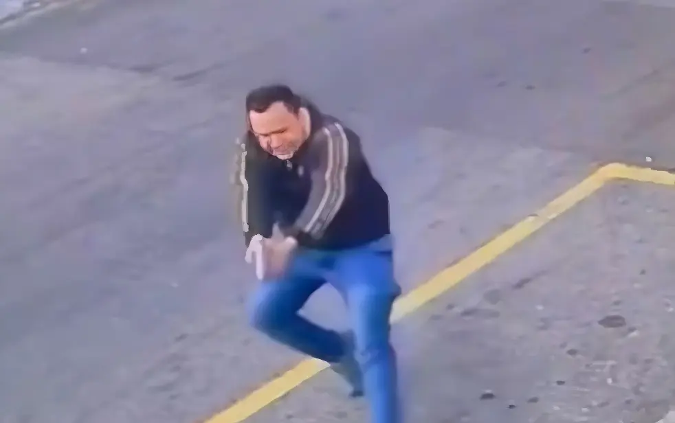 Vídeo: segurança é brutalmente assassinado após briga em balada (Vídeo: Câmeras de Segurança)