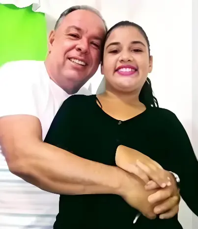 Filha que mandou matar o pai orientou assassinos a não atirar no rosto para garantir velório de caixão aberto (Foto: Reprodução)Filha que mandou matar o pai orientou assassinos a não atirar no rosto para garantir velório de caixão aberto (Foto: Reprodução)