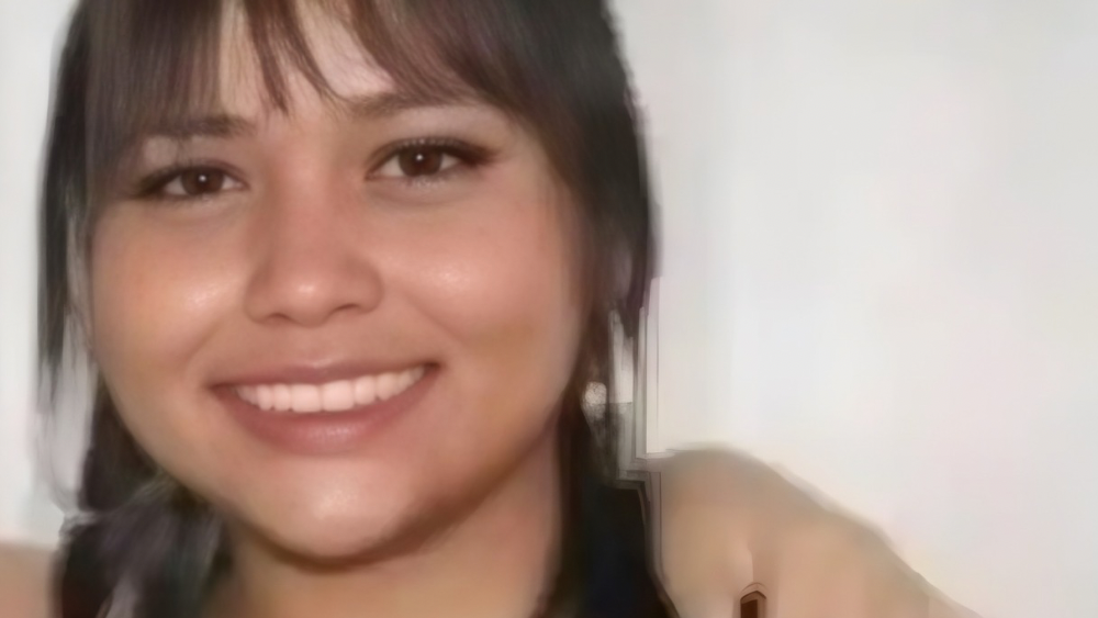 Jovem é achada morta e mãe crê em feminicídio: ‘Agredida e estrangulada’