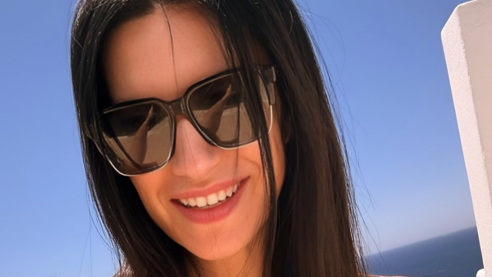 Cantora revela que sexo é o segredo para beleza
