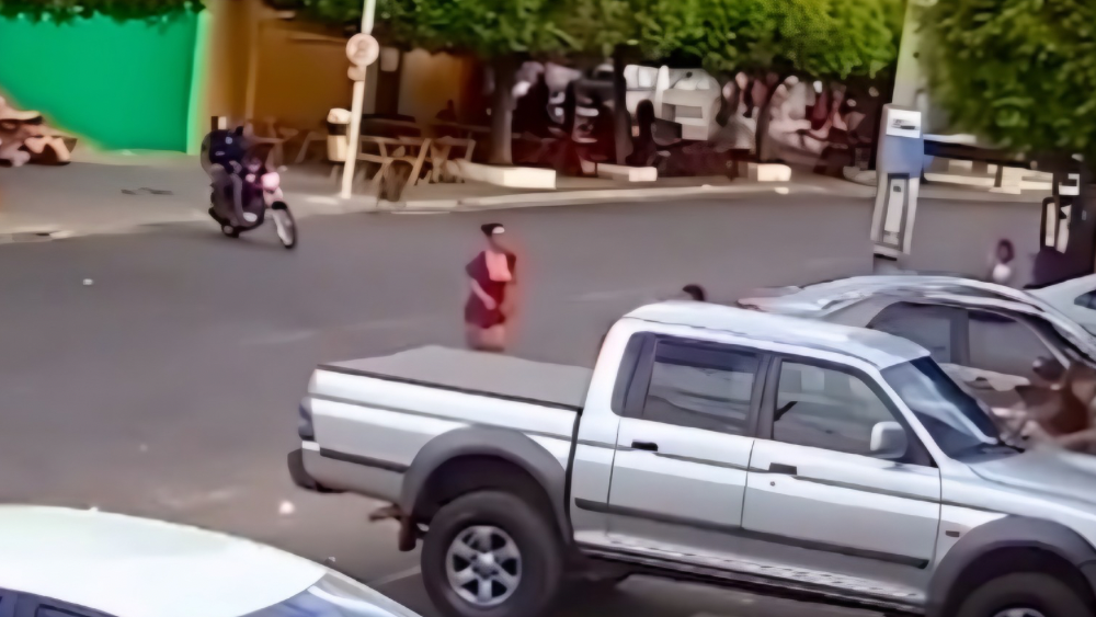 Acusado de matar mulher em supermercado foge logo após audiência de custódia