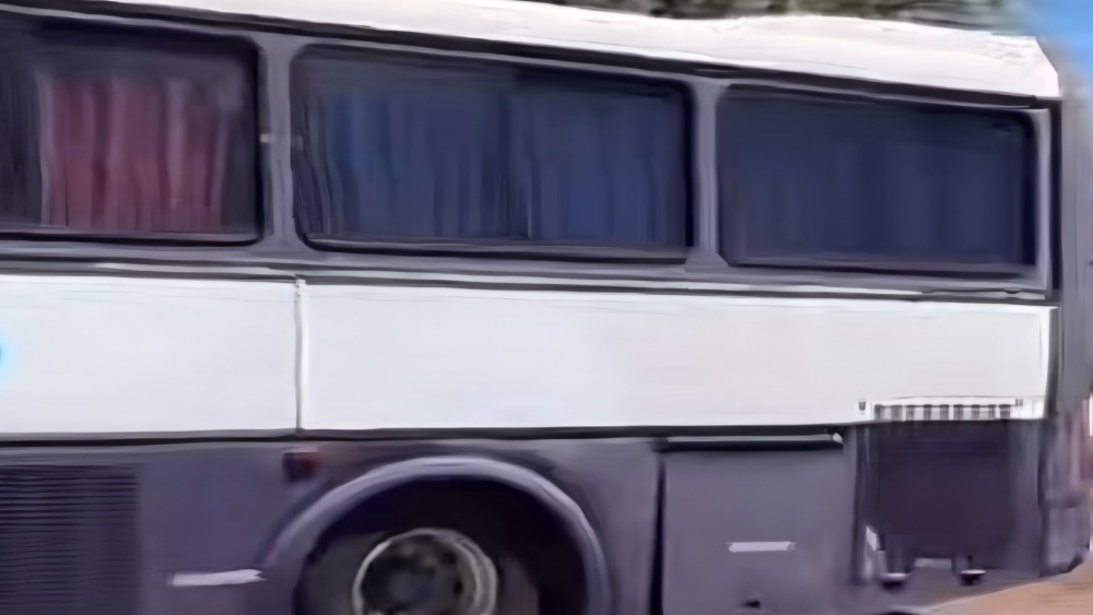 Suruba no busão: veículo onde vídeo foi gravado virou ‘ponto turístico’