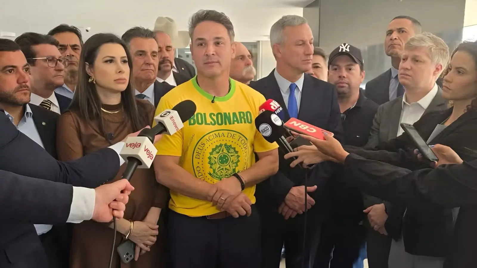 Deputado Zucco ironiza julgamento de Bolsonaro: ‘Teatro’