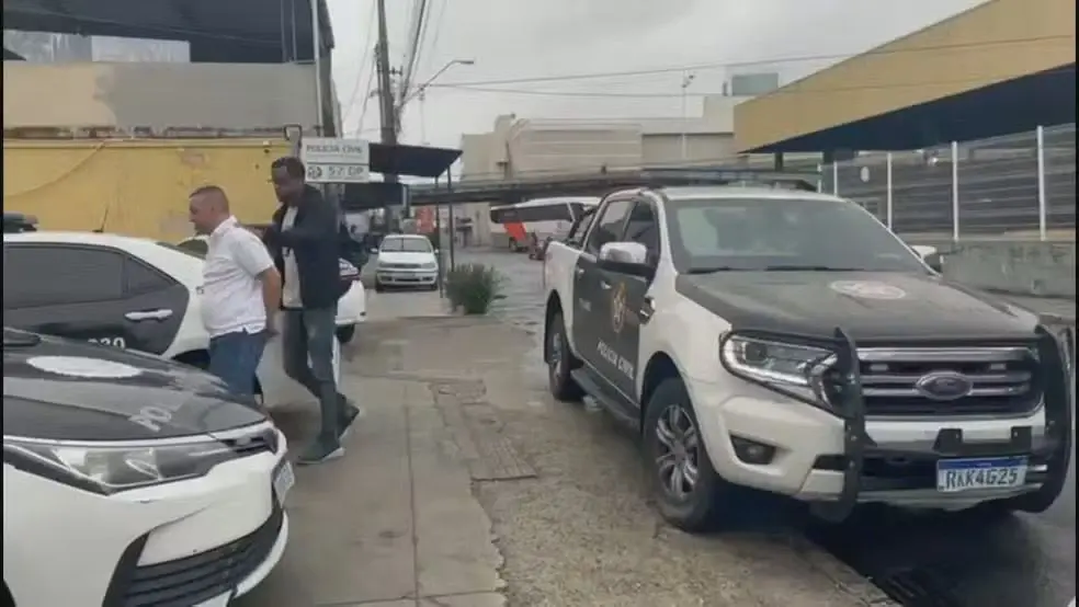Investigações da Polícia Civil mostraram que homem chefiava grupo de milicianos que agia no centro de Nova Iguaçu  (Foto: Reprodução/ TV Globo)
