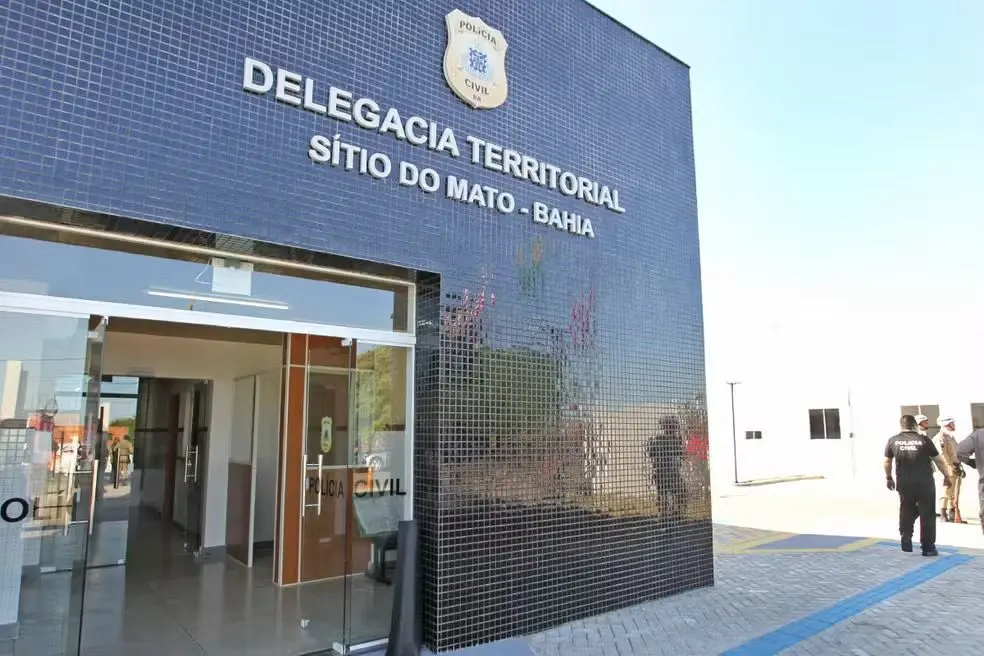 Mulher é presa após deixar namorado fazer sexo com filha  (Foto: Divulgação)