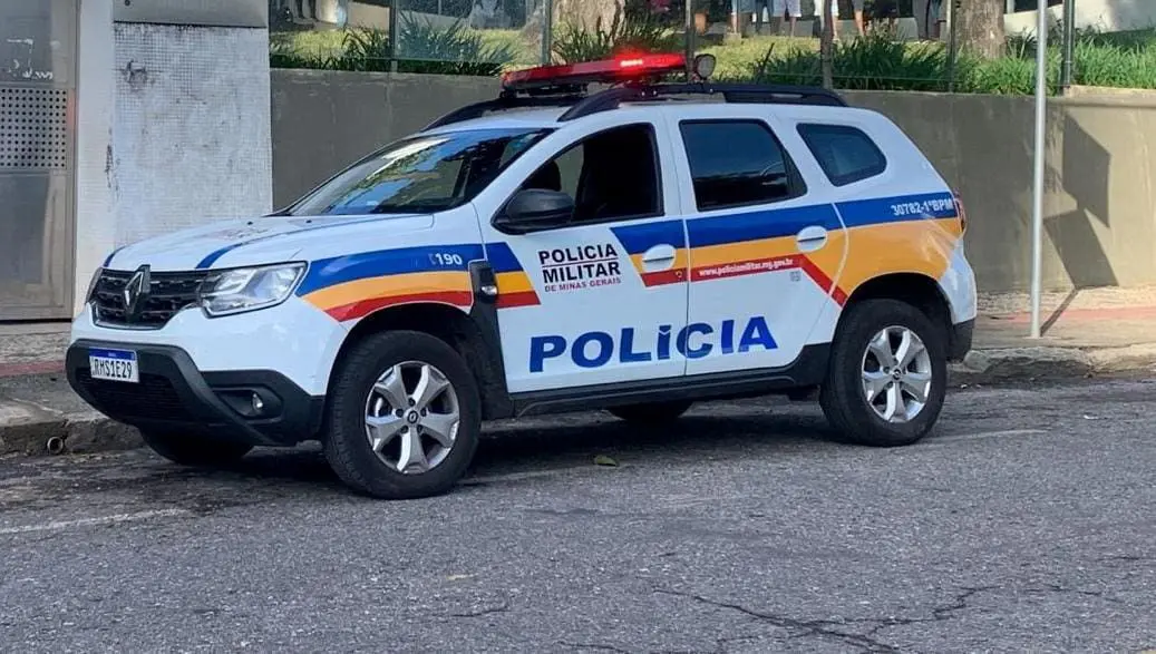 Mulher reage à agressão e incendeia roupas do companheiro (Foto: Divulgação)