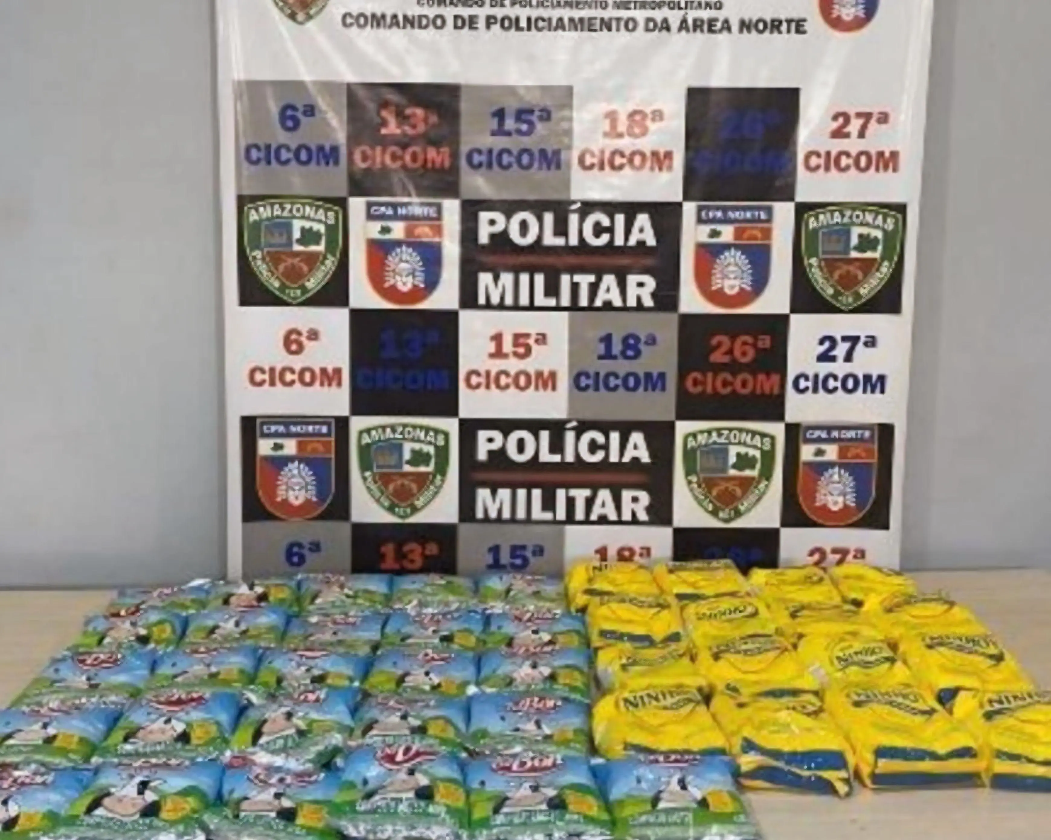Gangue do leite: adolescentes são apreendidas após furto em supermercado
(Foto: Divulgação/PM)
