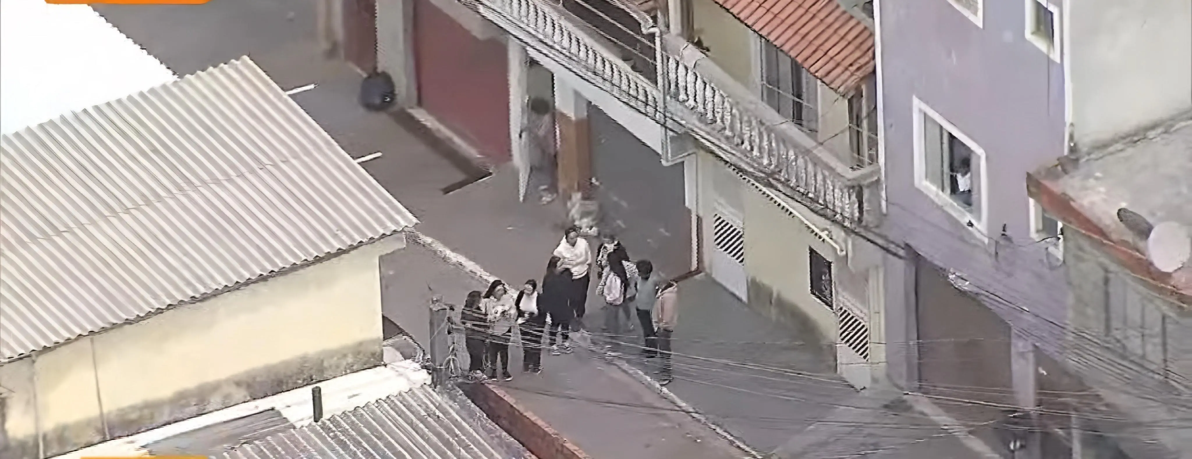 Execução: jovem é morto com 16 tiros em plena luz do dia (Foto: Reprodução/SBT)