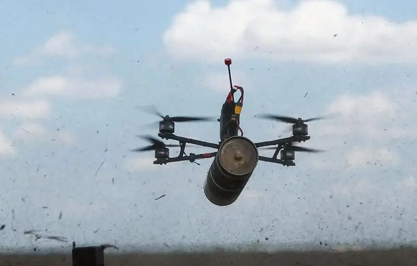 Drone russo invade espaço aéreo da Romenia, dias após invadir Polônia. Crédito: divulgação