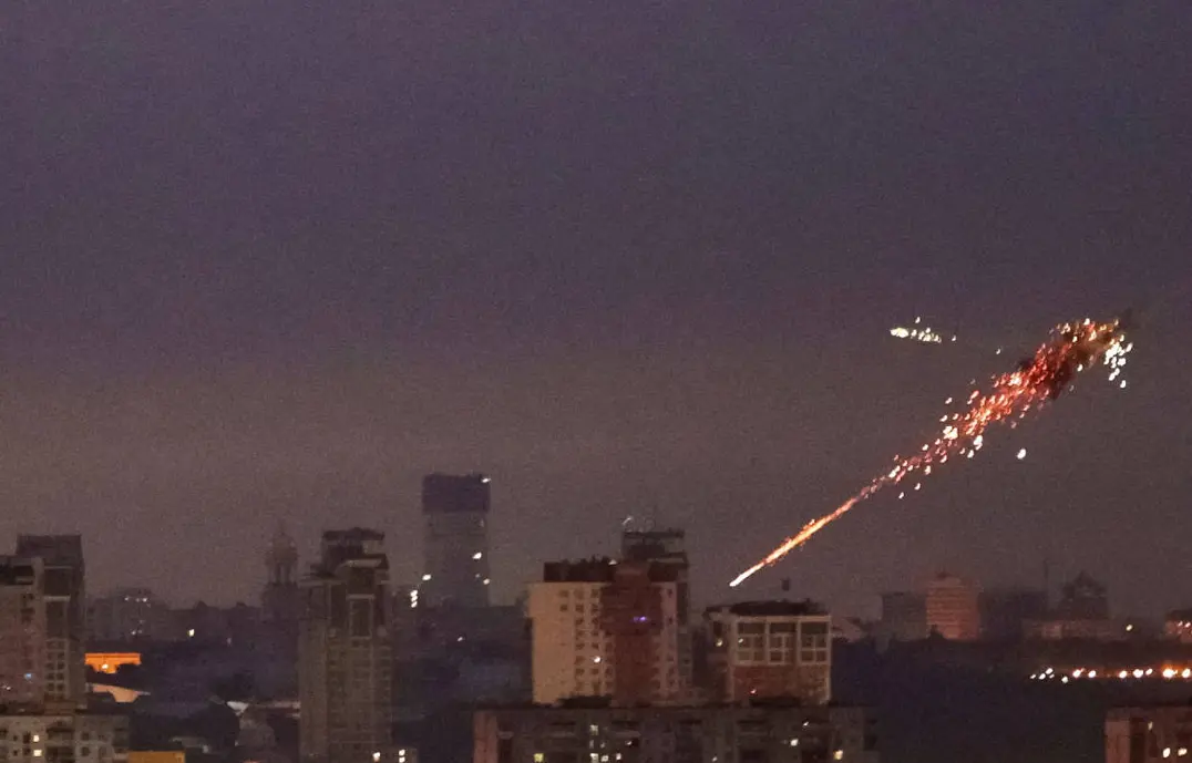 ataque russo a kiev deixa 4 mortos