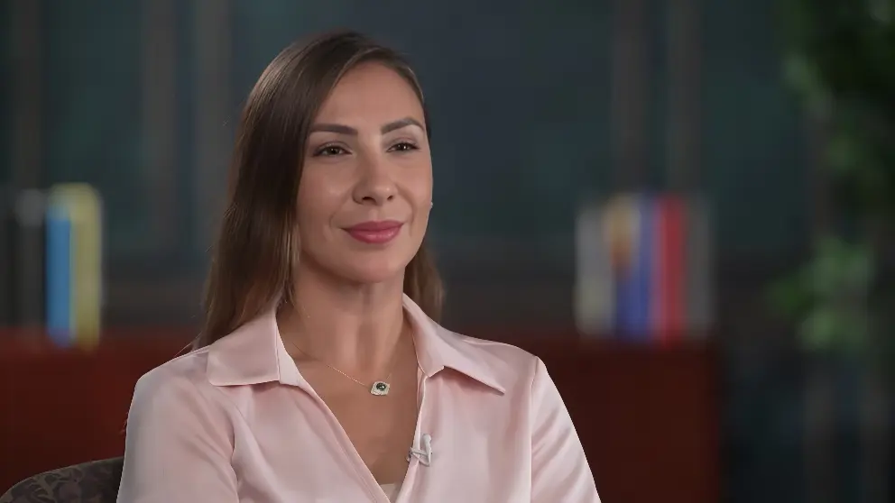 Saiba quem é a brasileira vítima de um dos maiores pedófilos dos EUA (Foto: Reprodução/BBC News)