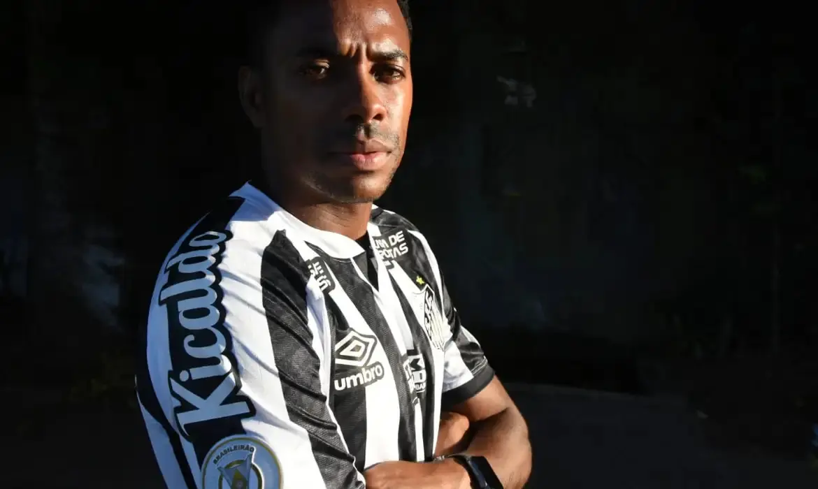 STJ mantém condenação de Robinho por crime sexual