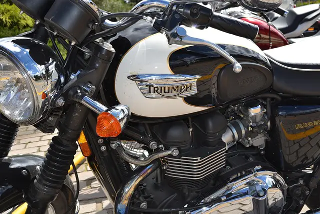 Idoso trama plano macabro para se vingar de jovem que ‘perdeu’ moto emprestada em blitz