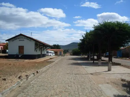 'Morte em vida': cidade registra 38 casos de doença misteriosa
