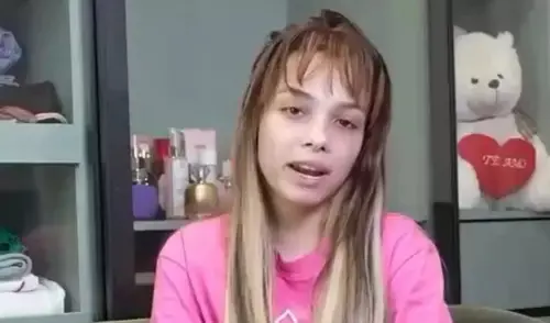 Kamylinha ressurge em fotos nas redes com novo visual