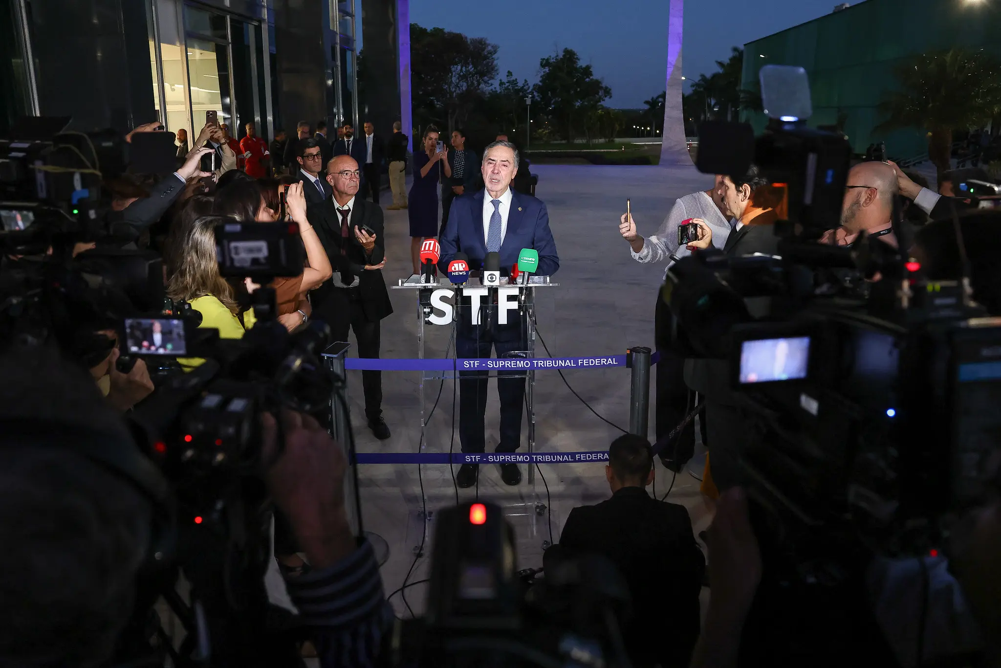 Lula assina decreto e Barroso irá se aposentar oficialmente do STF no sábado (Foto: Antonio Augusto/STF)