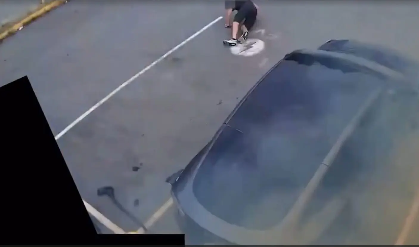 Tesla explode durante carregamento; veja vídeo