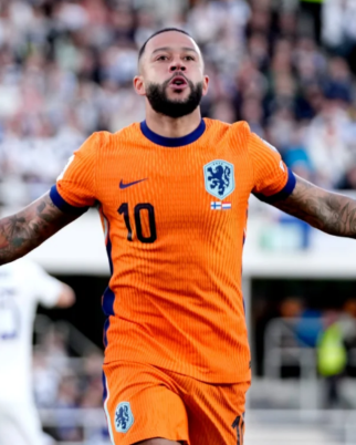 Memphis, atleta do Corinthians e da Holanda, que teve seu passaporte roubado.Roy Lazet/Soccrates/Getty Images